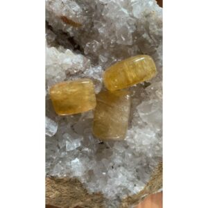 Fluorite jaune pierre roulée