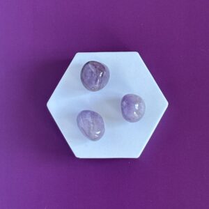 Pierre roulée en Auralite 23 – synergie de 23 minéraux pour l’éveil spirituel