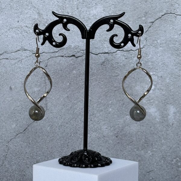 boucles d oreilles élégantes pierre naturelle labradorite