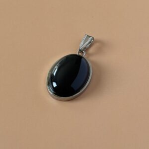 Bijou artisanal pendentif obsidienne céleste aux reflets irisés