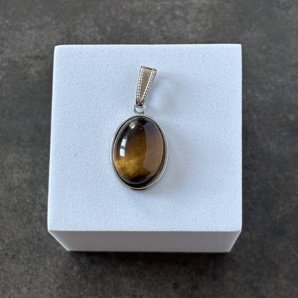 Bijou pendentif cabochon œil de tigre véritable