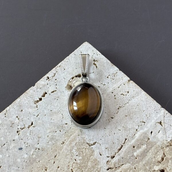 Cabochon œil de tigre pendentif lithothérapie