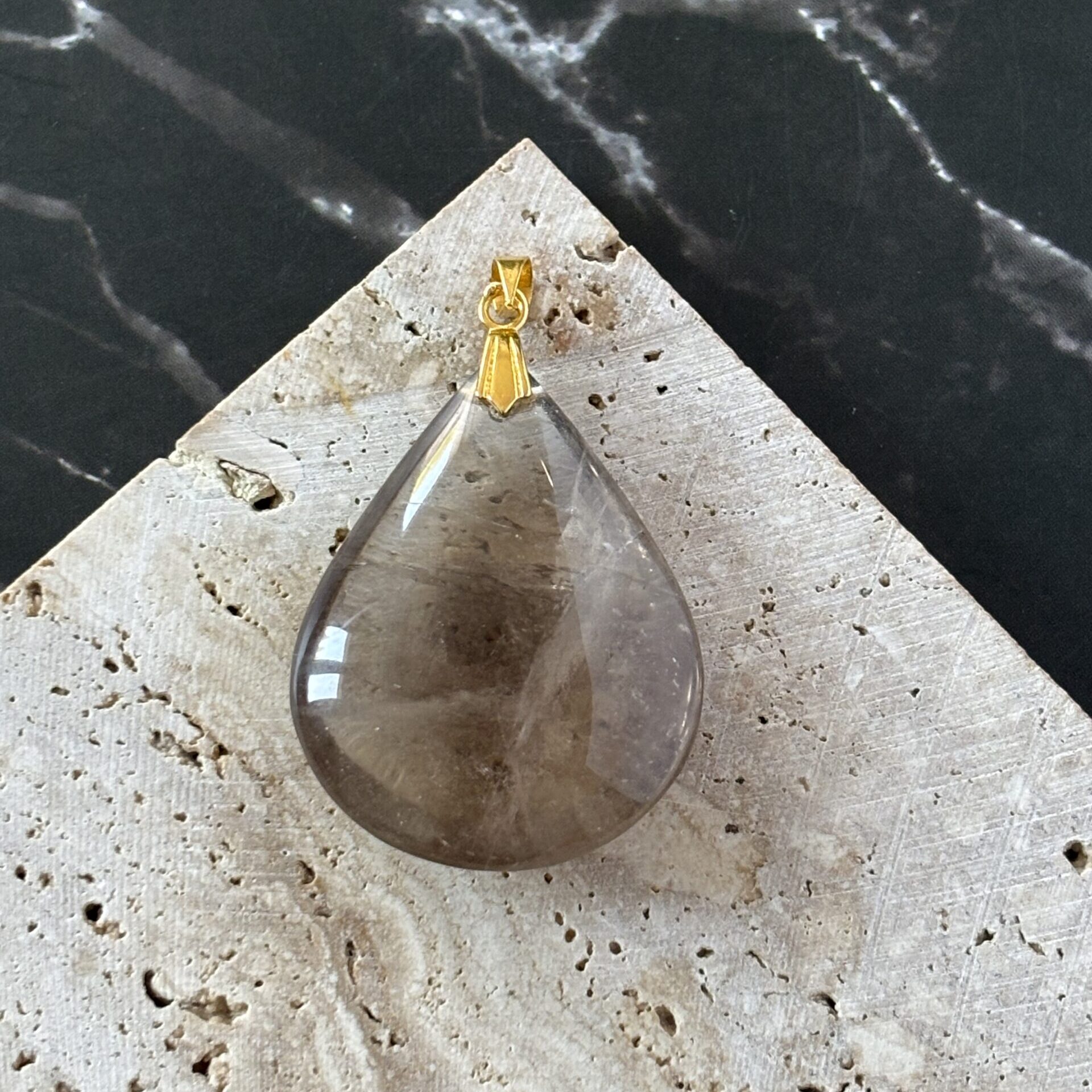 Quartz fumé pendentif goutte élégant