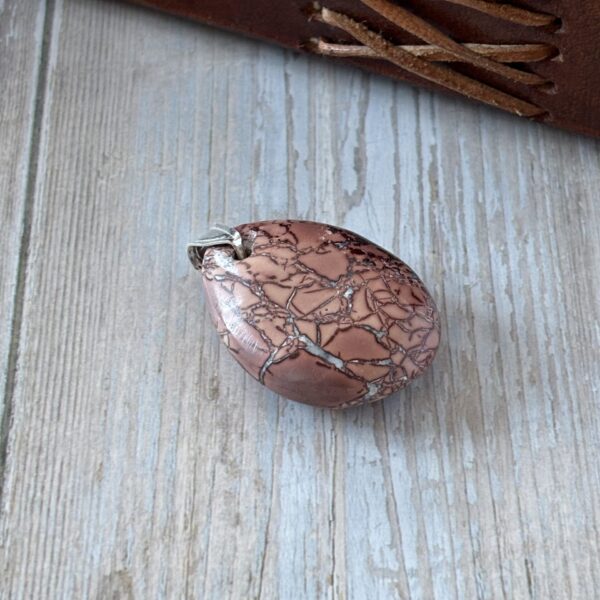 Bijou pendentif ovale agate rouge véritable