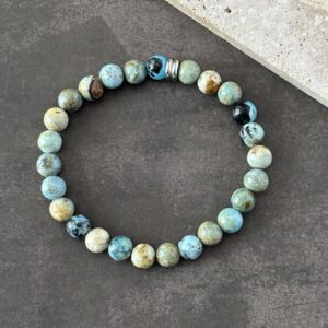 Bracelet en perles d’opale bleue naturelle pour énergie positive et sérénité