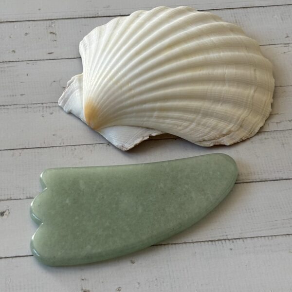 Accessoire beauté : Gua Sha aventurine verte pour détente et éclat de la peau
