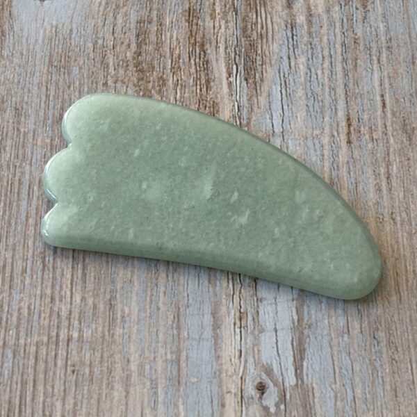 Gua Sha en aventurine verte naturelle pour massage du visage et bien-être