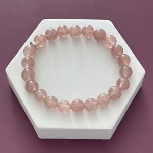 Bracelet en quartz fraise – bijou artisanal pour apaiser les émotions et attirer l’amour