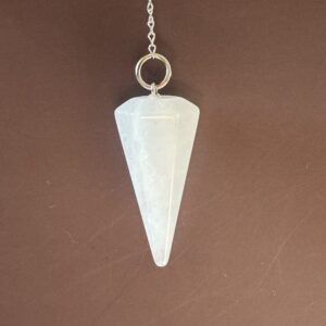 Pendule en cristal de roche naturel – outil de radiesthésie pour clarté mentale et guidance énergétique