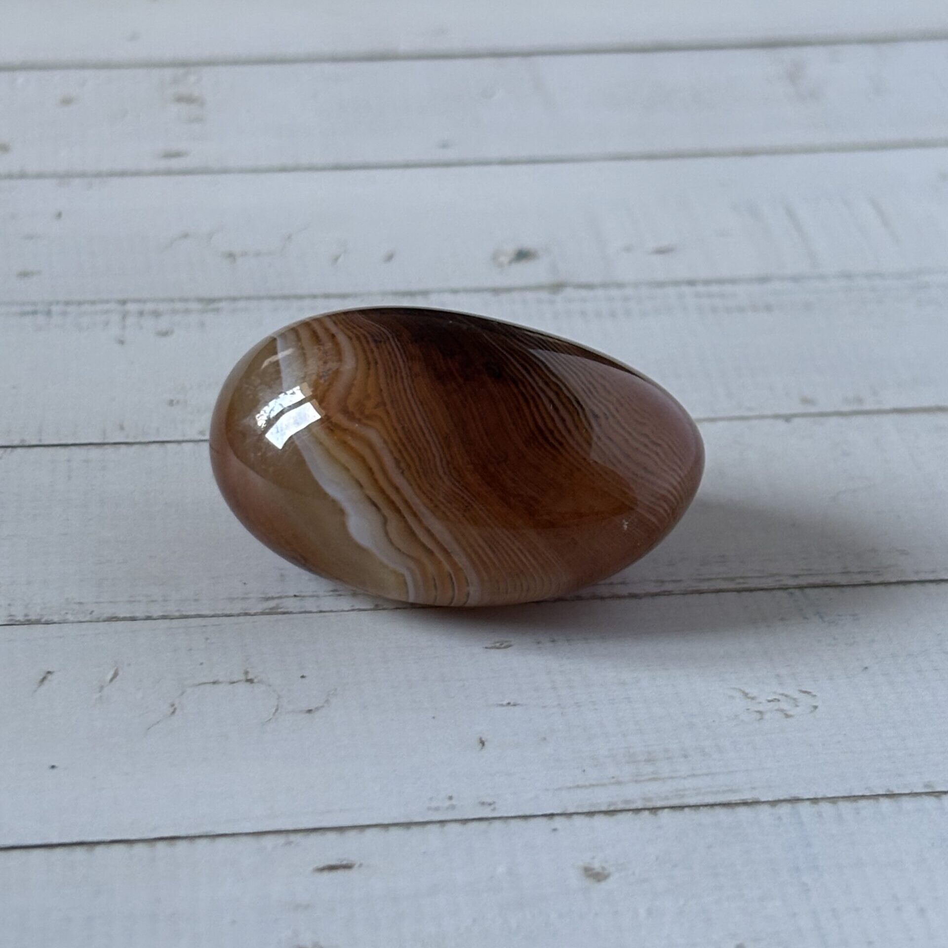 Cornaline zonée galet moyen – pierre naturelle rouge-orange pour lithothérapie et décoration