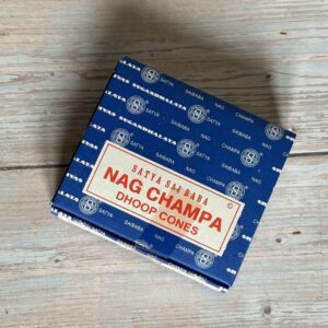 Cônes d’encens Satya Nag Champa parfum traditionnel indien pour purification et méditation