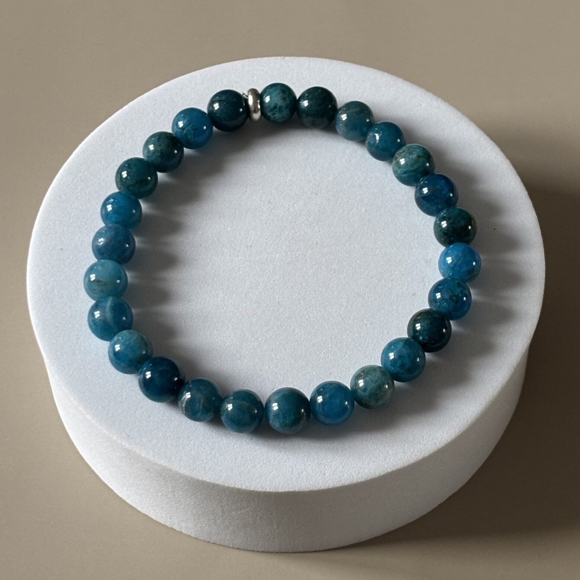 bracelet apatite naturelle bleue artisanat pierre énergie confiance