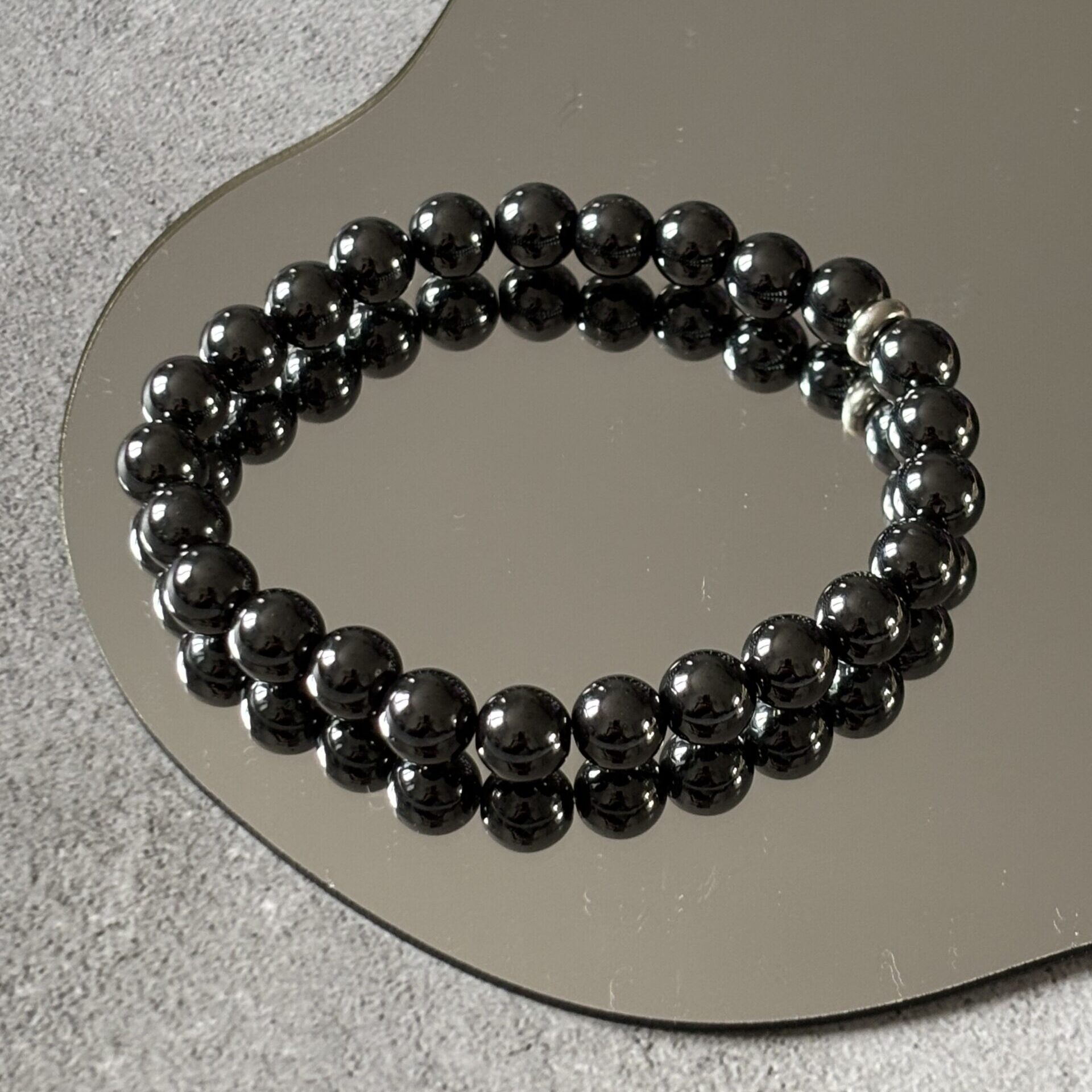 bracelet hématite argentée équilibre vitalité et concentration