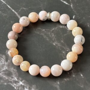 Bracelet artisanal opale rose perles naturelles énergie positive