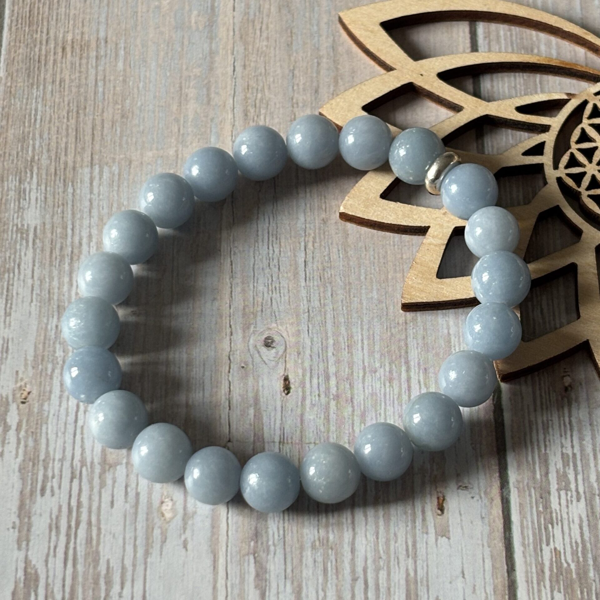 bracelet angélite lithothérapie – pierre de paix, communication et guidance spirituelle