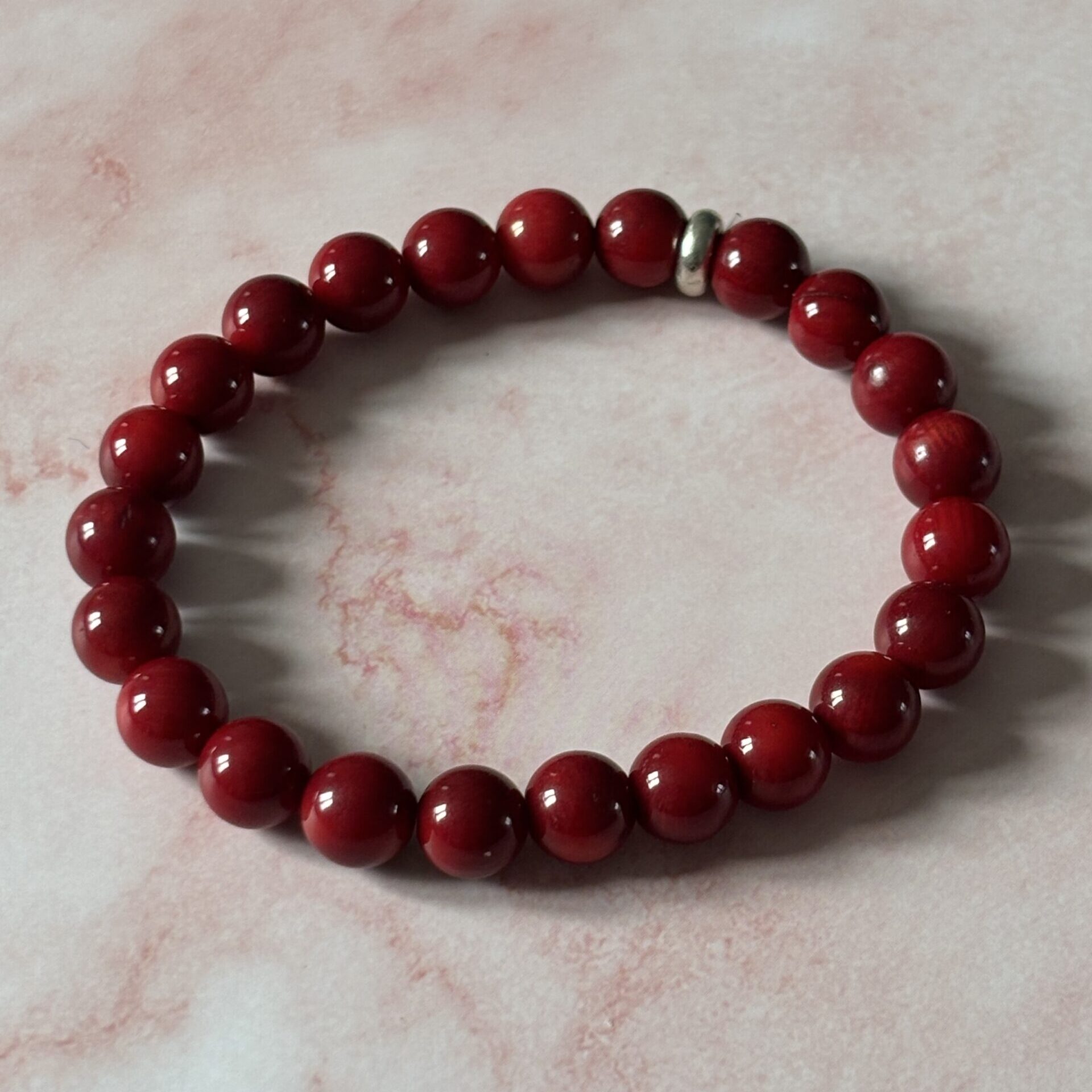 bracelet corail – éclat rouge et énergie vivante pour créations artisanales uniques