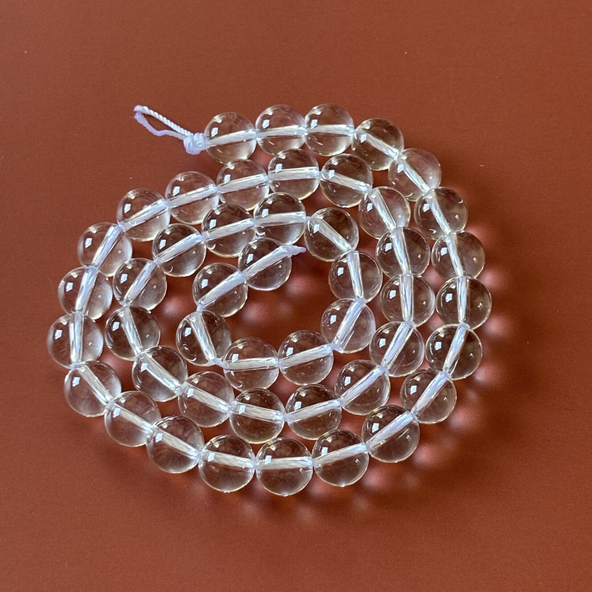 Perles naturelles 8 mm cristal de roche idéales pour création bijoux sérénité et harmonie intérieure