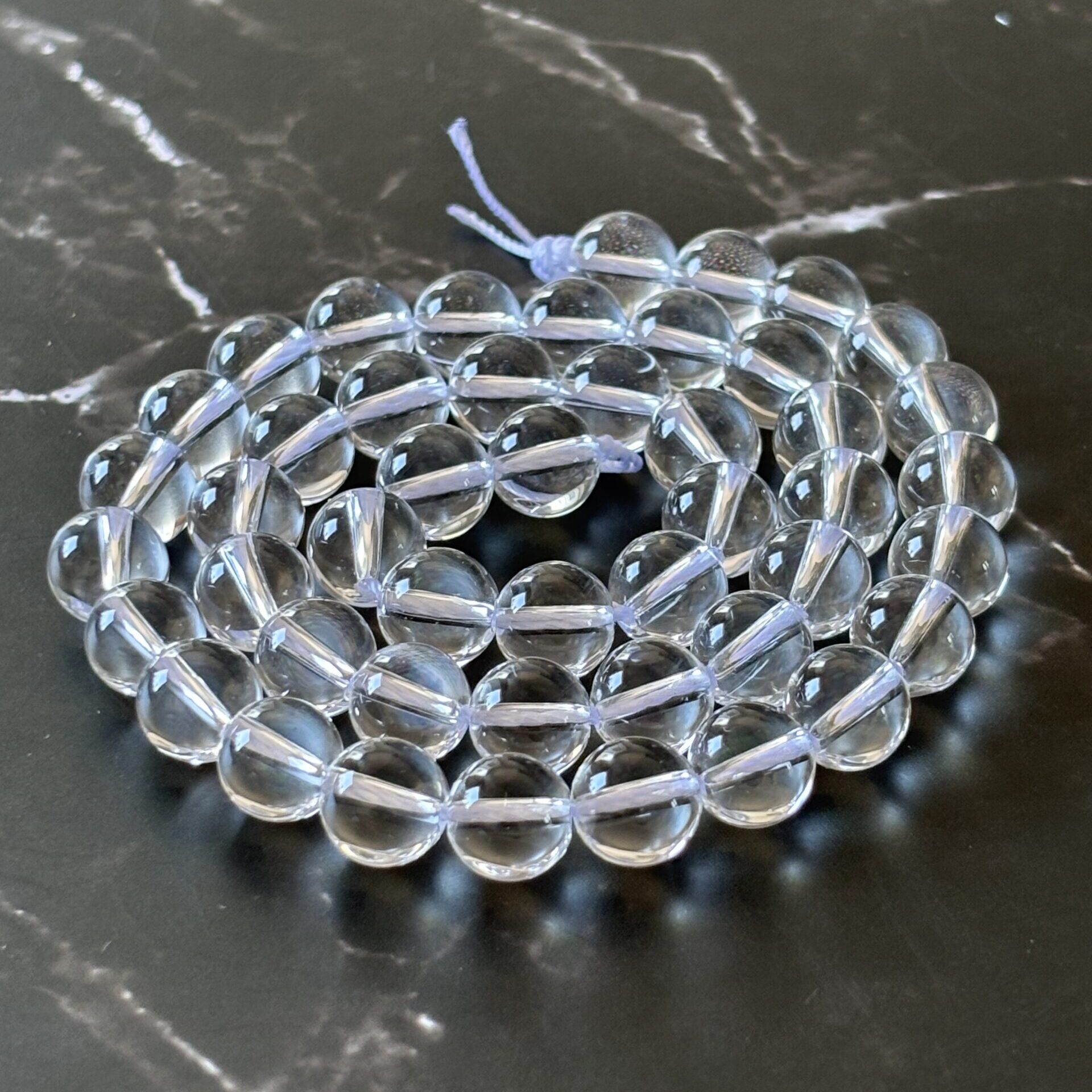 Perles gemmes cristal de roche 8 mm pour purification et amplification des énergies