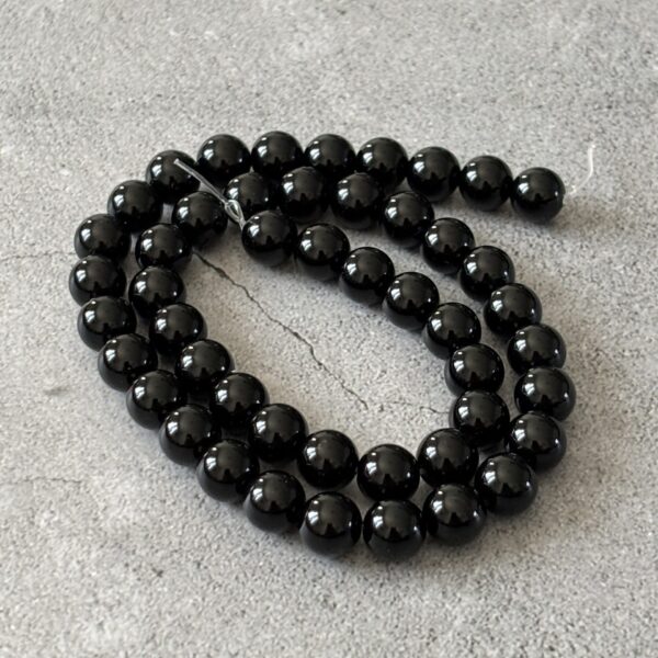 Perles gemmes agate noire 8 mm pour bijoux personnalisés et originaux