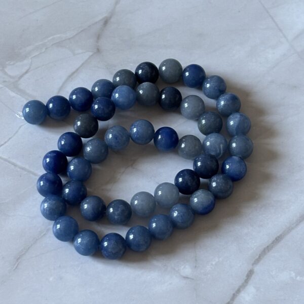 Perles 8 mm aventurine bleue pour bijoux artisanaux et énergie positive