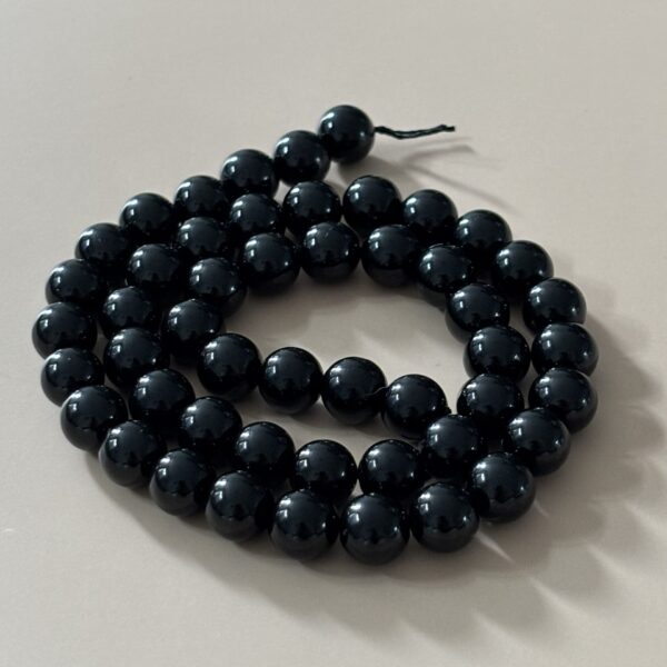 Perles 8 mm tourmaline noire pour bracelet artisanal et énergie protectrice