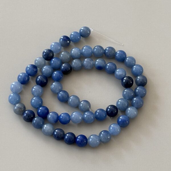 Perles fines 6 mm en aventurine bleue, idéales pour la lithothérapie et la joaillerie créative