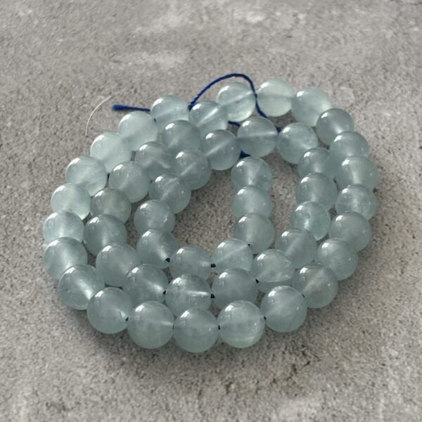 Perles gemmes aigue-marine 8 mm idéales pour collier fait main