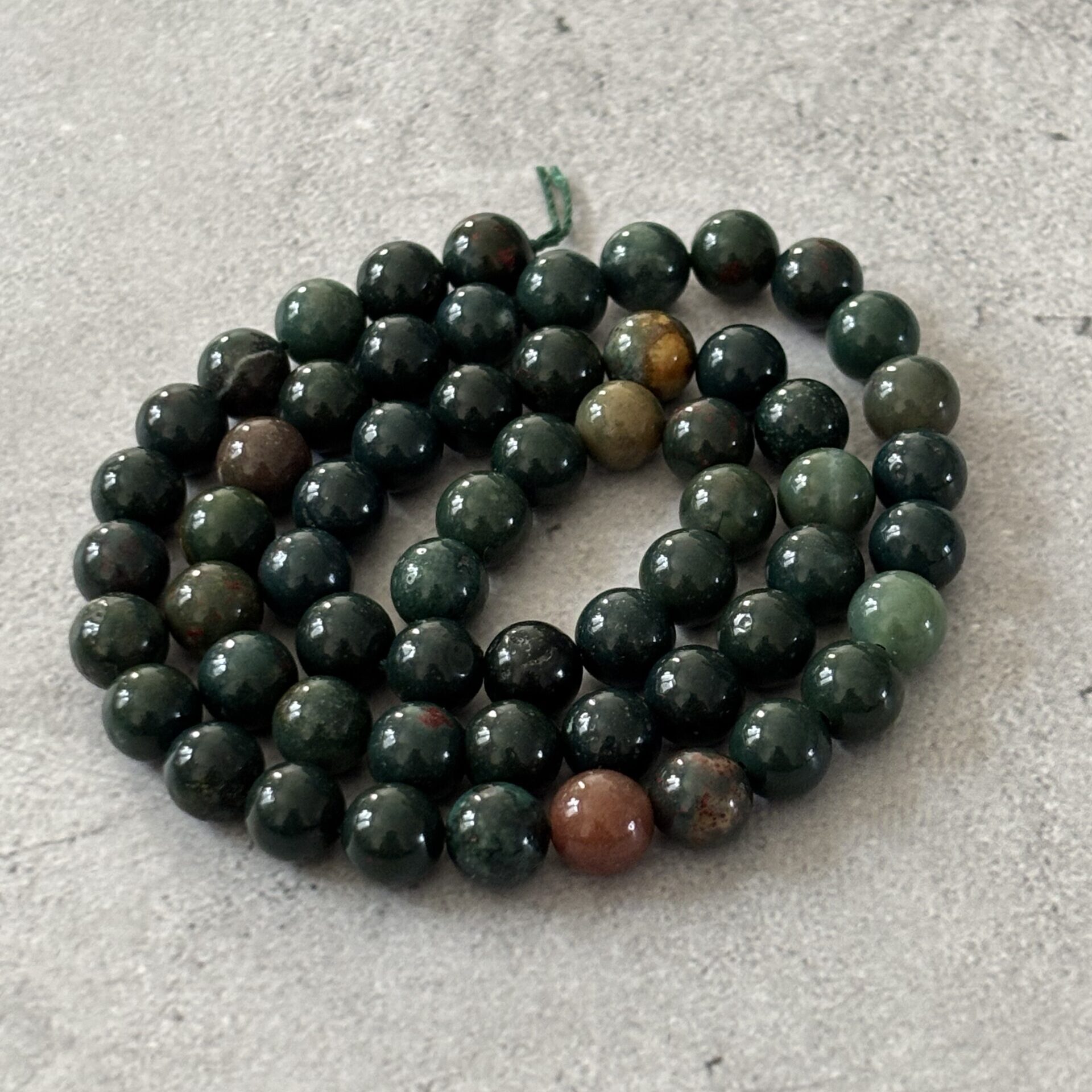 perles rondes jaspe sanguin 6 mm vitalité et force intérieure