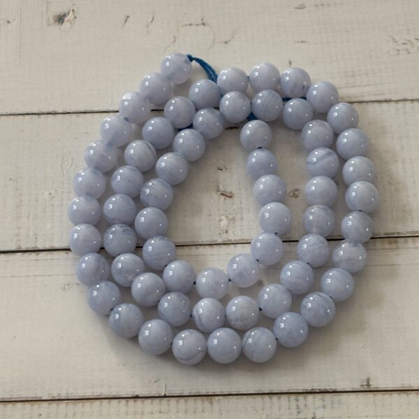 perles rondes calcédoine 6 mm douceur et apaisement
