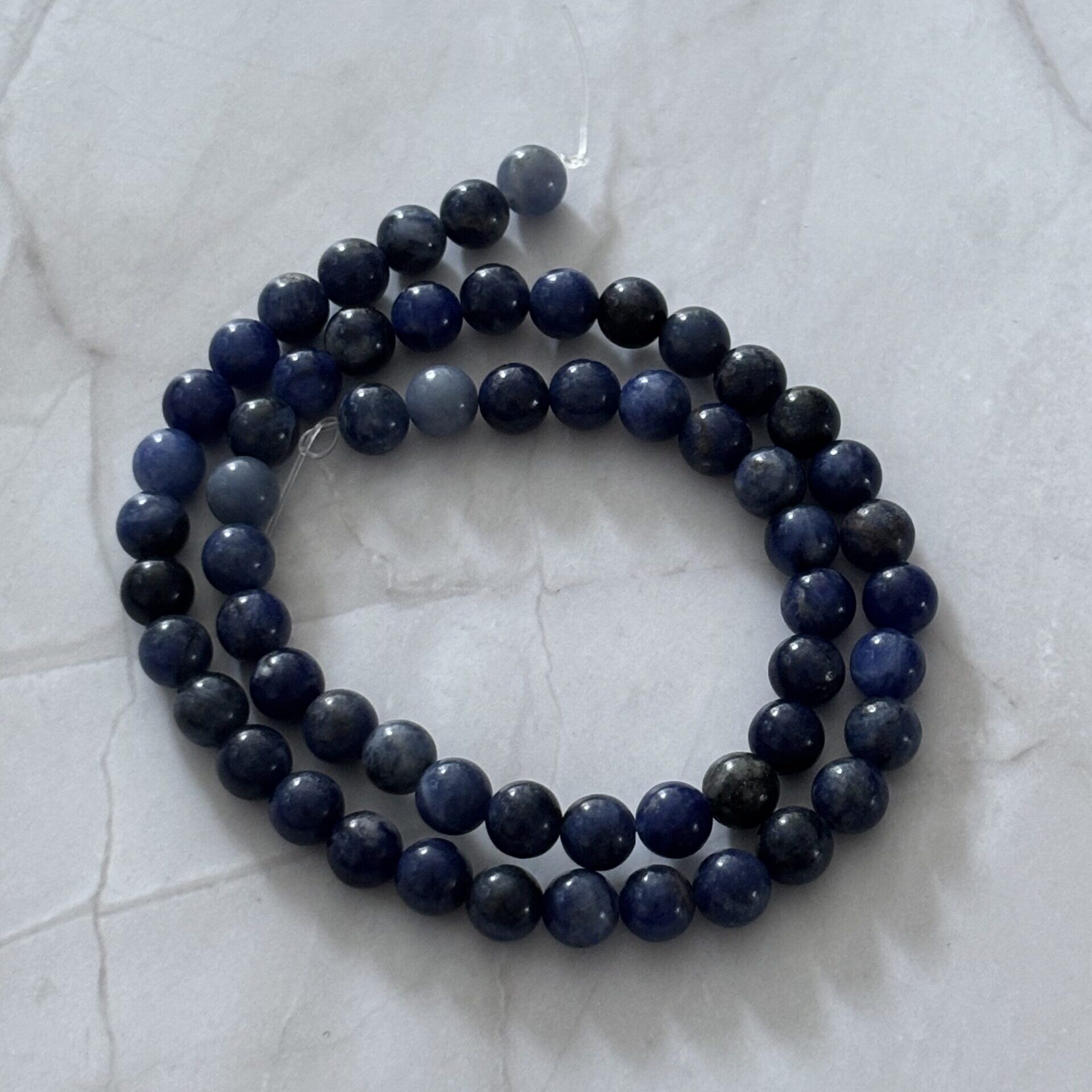 Dumortiérite 6 mm, perles naturelles idéales pour bijoux faits main