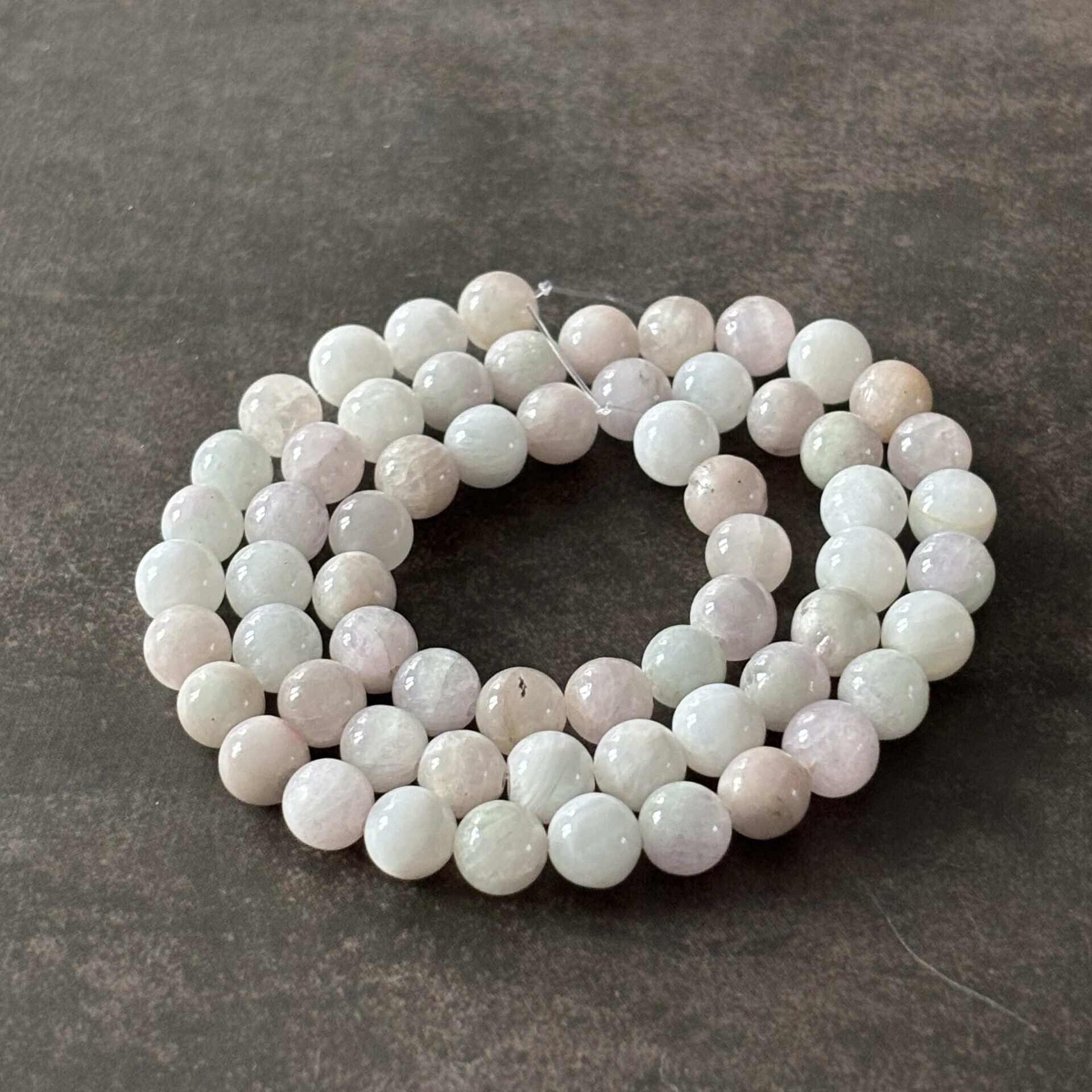 Perles rondes kunzite 6 mm pour créations de bijoux et accessoires lithothérapie