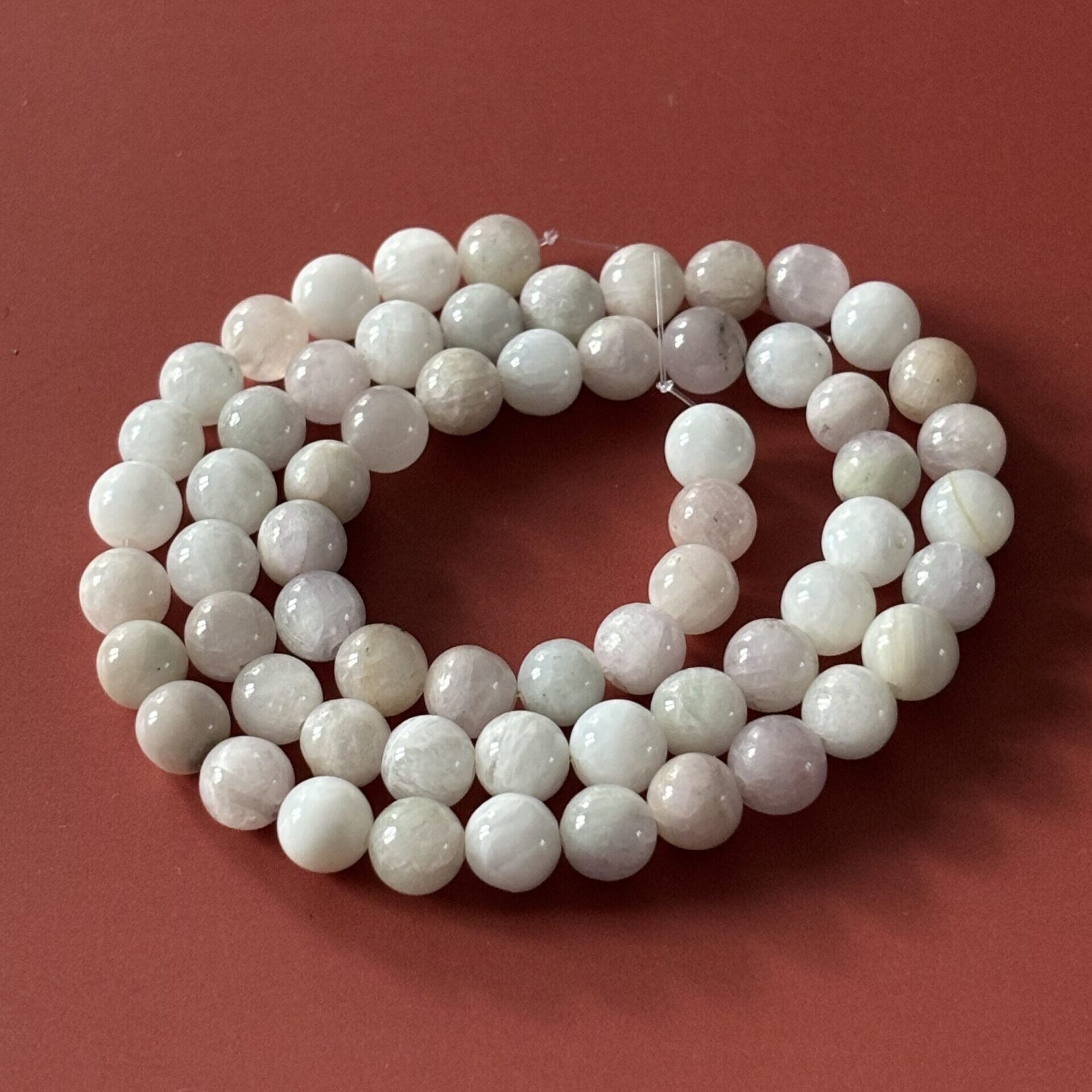 Perles de kunzite 6 mm pour bracelet artisanal, pierre de douceur et d’apaisement émotionnel