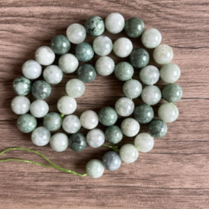 Jade de Birmanie en perles de 6 ou 8 mm vendues à l'unité, en lot ou fil complet