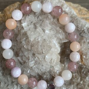 Bracelet chakra coeur en pierres naturelles de kunzite, quartz fraise et aventurine rose