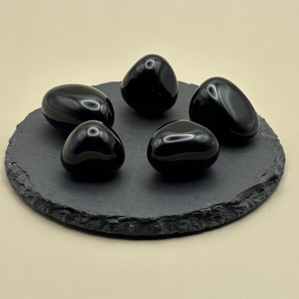 Pierre roulée Agate Noire – bijou de protection en pierre naturelle