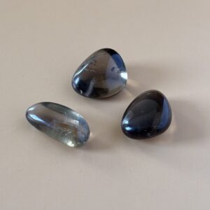 Quartz fumé pierre roulée – pierre naturelle d’ancrage et de protection
