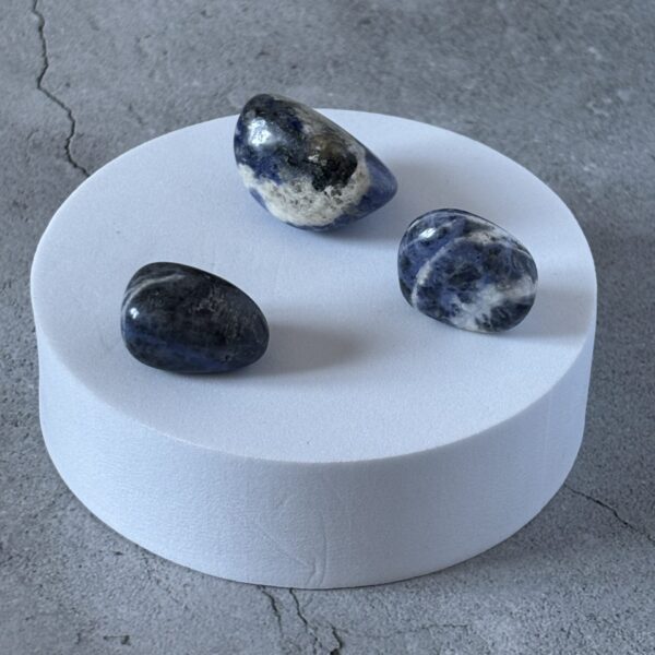Pierre de Sodalite – favorise la communication et l’expression de soi