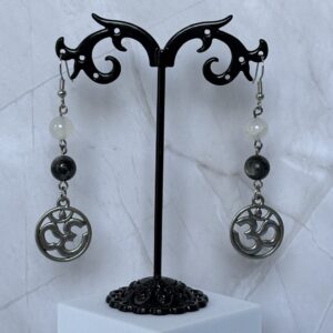 bijoux spirituels boucles d oreilles pierre naturelle om