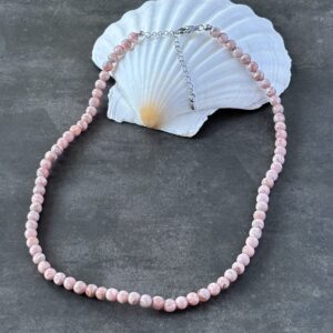 Collier perles naturelles rhodochrosite – lithothérapie, amour et équilibre