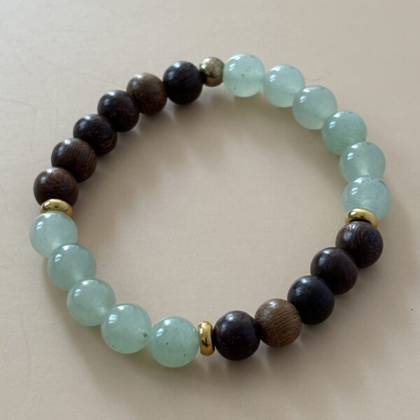 Bijou artisanal bracelet aventurine verte et bois de Roble – lithothérapie et bien-être