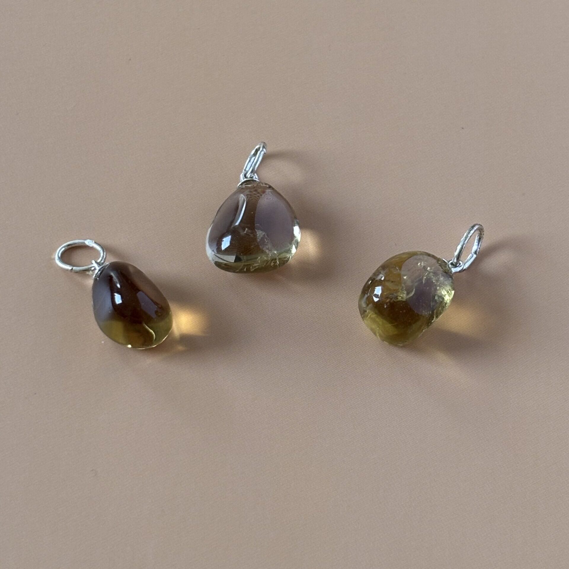 Pendentif citrine pierre roulée lithothérapie vitalité