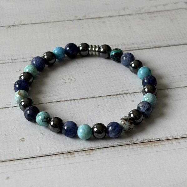 Bracelet fait main confiance en soi hématite sodalite opale bleue
