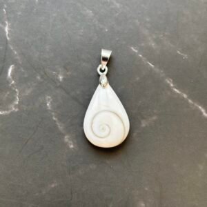 pendentif oeil de sainte lucie argent coquillage opercule talisman chance protection