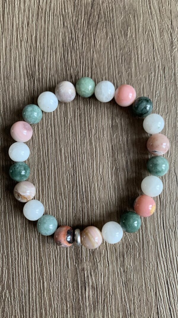 bracelet perles naturelles jade de birmanie, opale rose et pierre de lune blanche