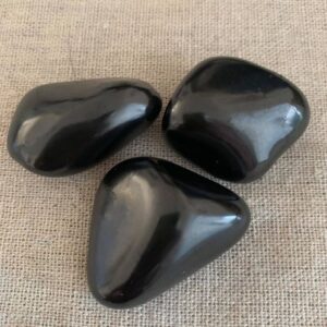 shungite pierre roulée