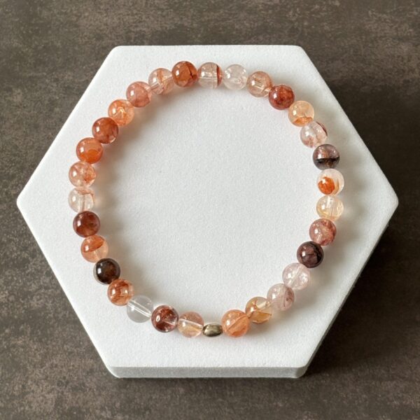 Bracelet artisanal lithothérapie quartz hématoïde énergie et équilibre