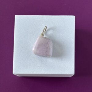 pendentif pierre kunzite lithothérapie