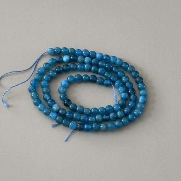 Perles 4 mm apatite concentration et clarté