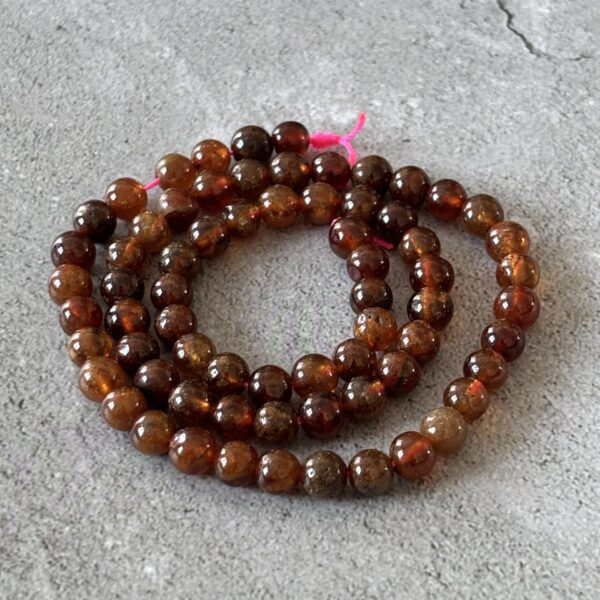 perles rondes 6 mm en grenat hessonite naturelle pour bracelet artisanal
