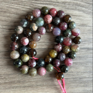 Tourmaline multicolore en perles de 6 ou 8 mm vendues à l'unité, en lot ou fil complet